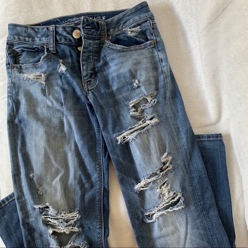 Amercian Eagle Outfitters Boyfriend Jeans